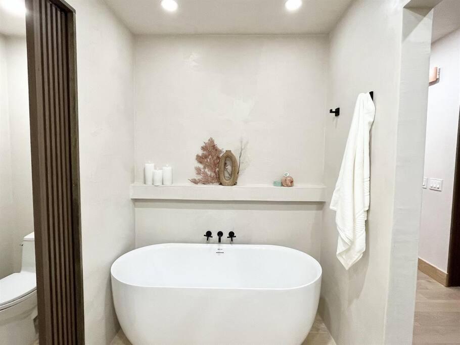 Ferienwohnung Aloha Moon - A Chic And Dreamy Modern Tropical Hideaway! Wailea  Exterior foto